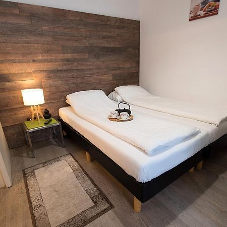 Ultra Central Bohemian Apartment 1 Cluj-Napoca Eksteriør bilde