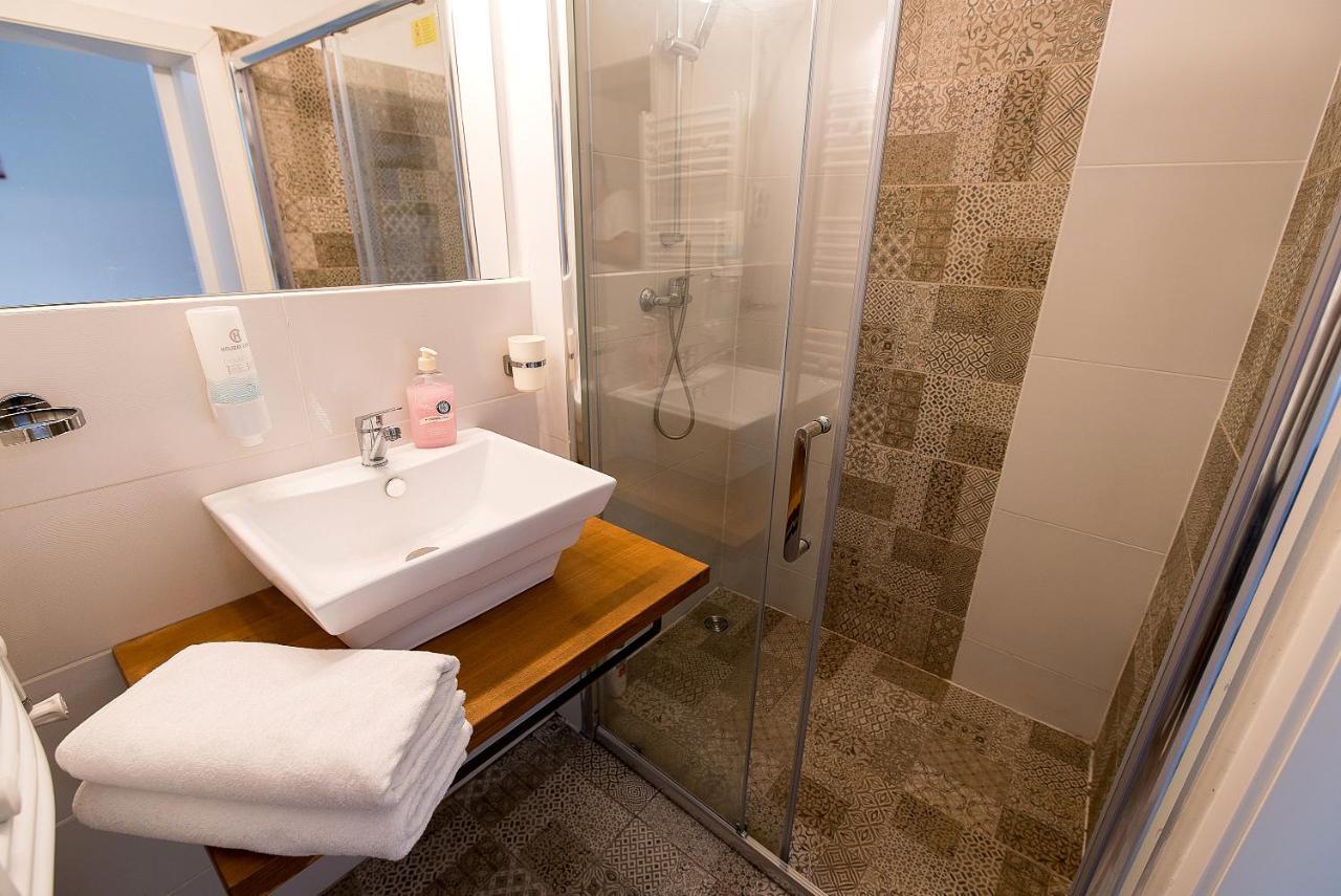Ultra Central Bohemian Apartment 1 Cluj-Napoca Eksteriør bilde