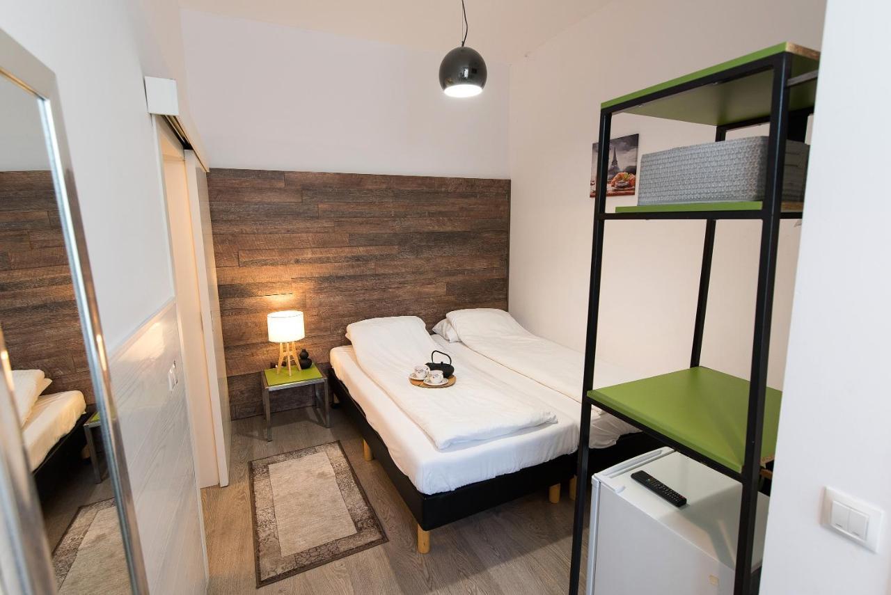 Ultra Central Bohemian Apartment 1 Cluj-Napoca Eksteriør bilde